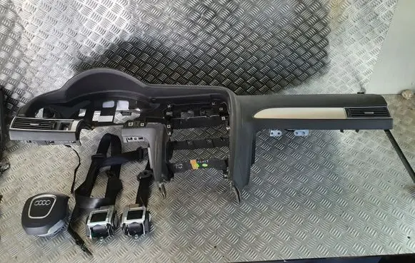 Audi A6 S6 C6 4F Airbag set with panel 