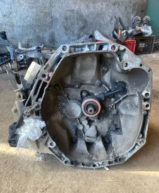 Dacia Dokker Manual 5 speed gearbox JR5180 C007165 820050888