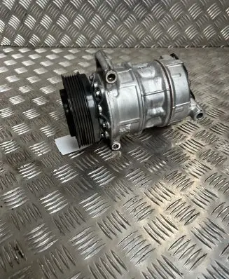 Volvo XC90 Air conditioning (A/C) compressor (pump) 31469966