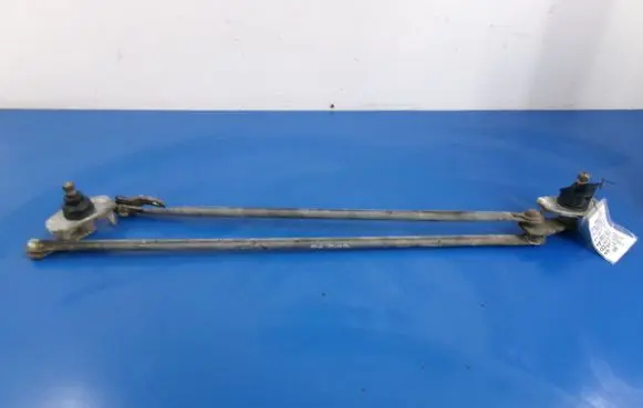 Mitsubishi Pajero Pinin Front wiper linkage and motor