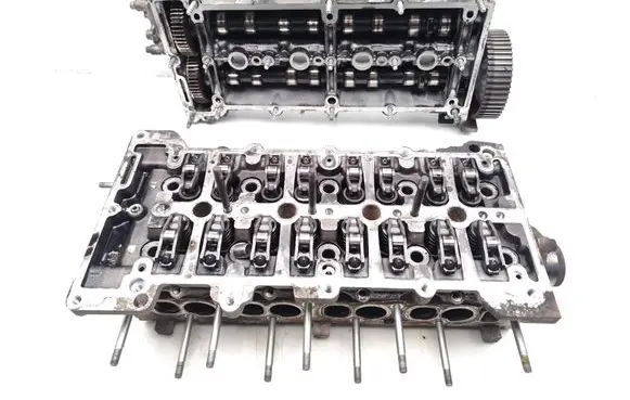Opel Astra J Engine head 55576540 55565668