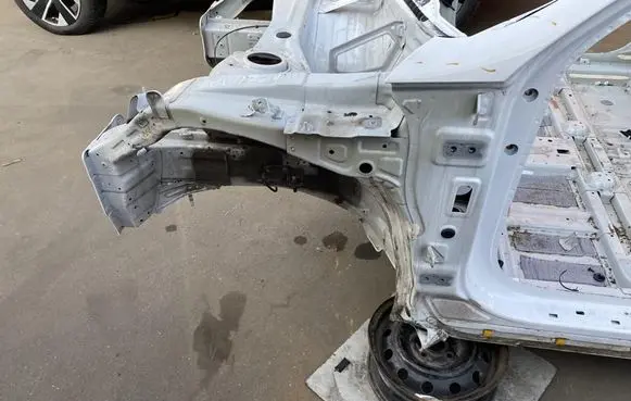 Hyundai IONIQ 6 Front quarter panel 