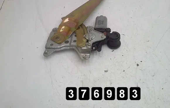 Toyota Corolla Verso E121 Front door window regulator with motor 8571013040