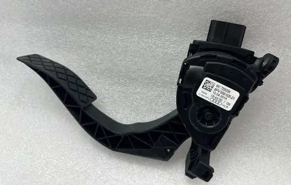 Audi A6 Allroad C7 Accelerator throttle pedal 8K1723523A 15042014 6PV00950521