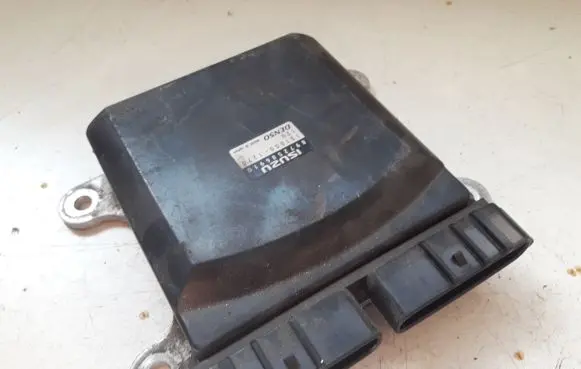 Toyota Avensis T250 Fuel injection control unit/module 8972586910