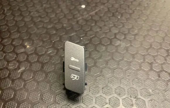 Volkswagen Phaeton Central locking switch button 3D0962125A 5W807067V