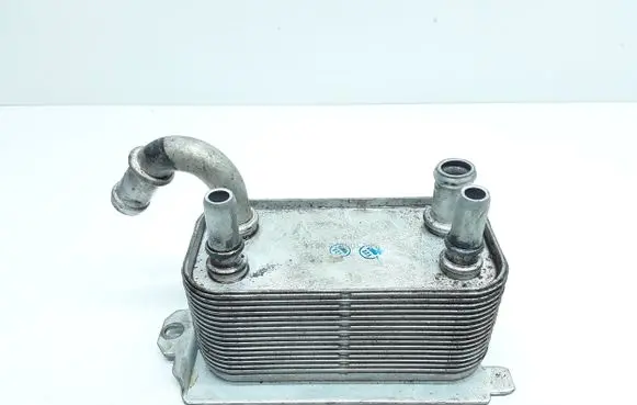 Volvo XC70 Gearbox / Transmission oil cooler 1068799611