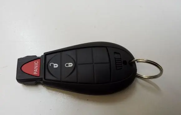 Jeep Cherokee Ignition key/card 68105081AG