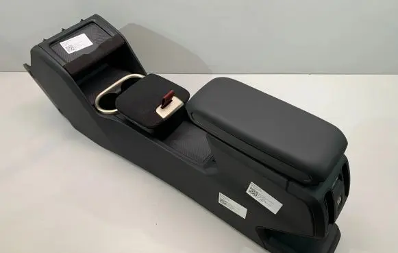 Mini Cooper Countryman F60 Center console