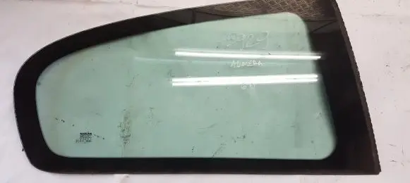 Nissan Almera N16 Rear side window