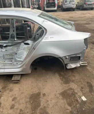 Volkswagen Jetta VI Fender