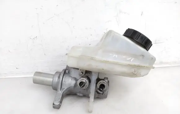 Land Rover Range Rover Evoque L538 Master brake cylinder 03350885631