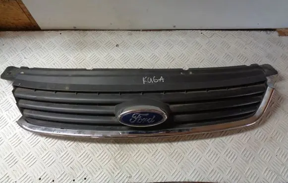 Ford Kuga I Front bumper upper radiator grill 8V41R7081A