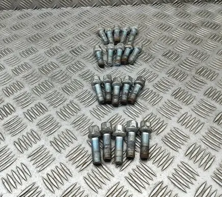 Mercedes-Benz CL C216 Nuts/bolts 
