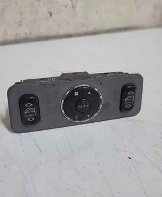 Mercedes-Benz ML W163 Electric window control switch A1638200326 03420660