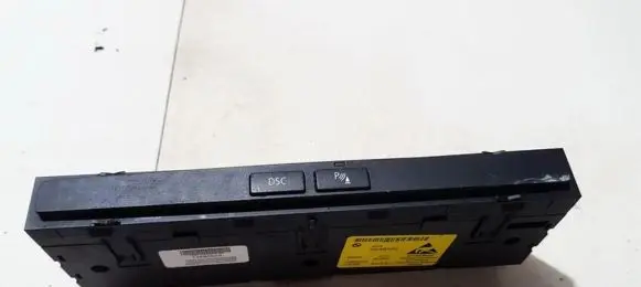 Traction control (ASR) switch