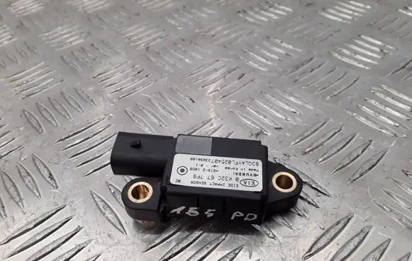 KIA Rio Airbag deployment crash/impact sensor 0K32C677F9 23030109