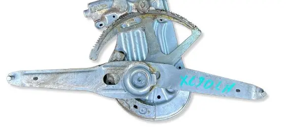 Volvo XC90 Front door window regulator with motor 966466
