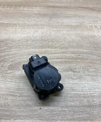 Ford Mondeo Mk III Air flap motor/actuator 3M5H19E616AB EAD251