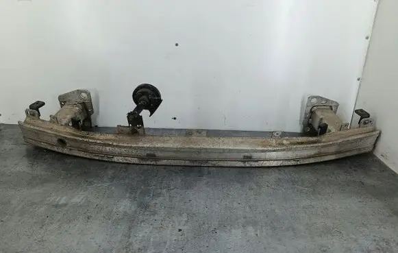 Renault Megane III Front bumper support beam 752100003R