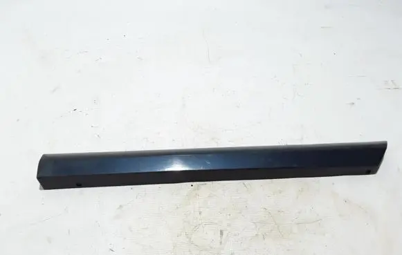 Volvo V70 Rear door trim (molding) 39867015