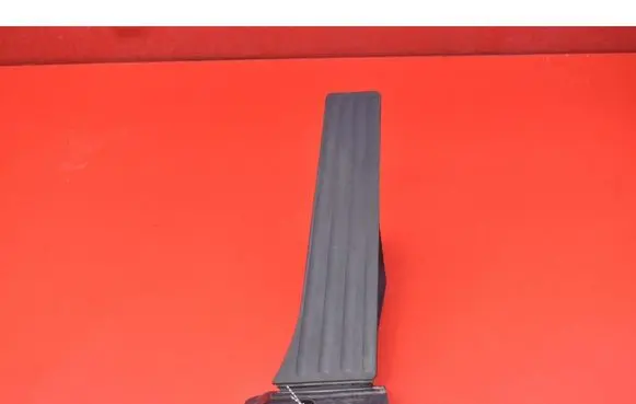 BMW 5 F10 F11 Accelerator throttle pedal 6858574