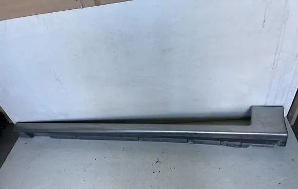 Mazda Premacy Front sill (body part) 