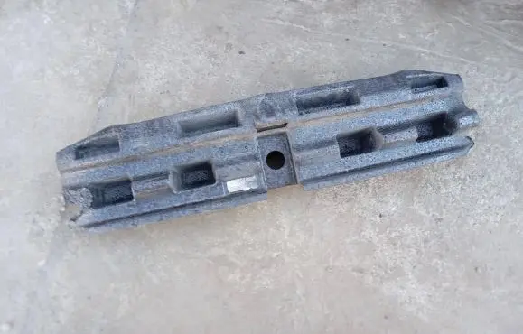 Porsche Cayenne (92A) Front bumper foam support bar 7P5807550