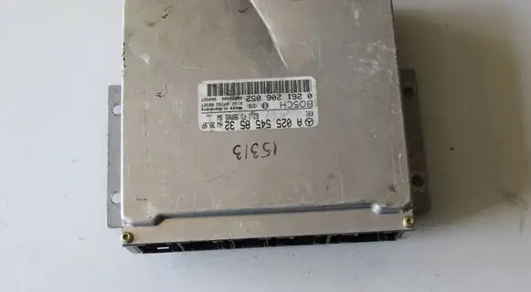 Mercedes-Benz E W210 Engine control unit/module A0255458532 0261206052