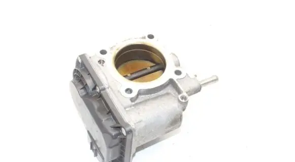 Toyota Prius (XW50) Throttle valve 2203037060