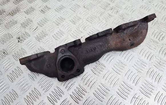 Alfa Romeo Giulietta Exhaust manifold 55229729