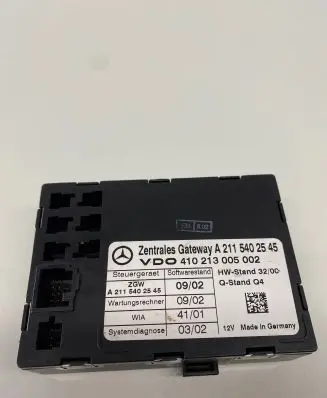 Mercedes-Benz E W211 Gateway control module A2115402545