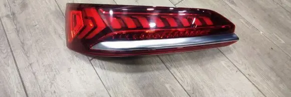 Audi Q7 4M Rear/tail lights 4M0945307A