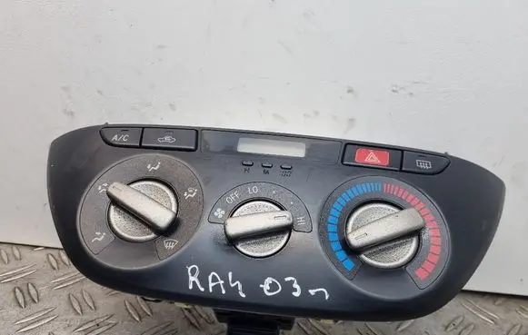 Toyota RAV 4 (XA20) Climate control unit 5590042140 4559172080 4559162020