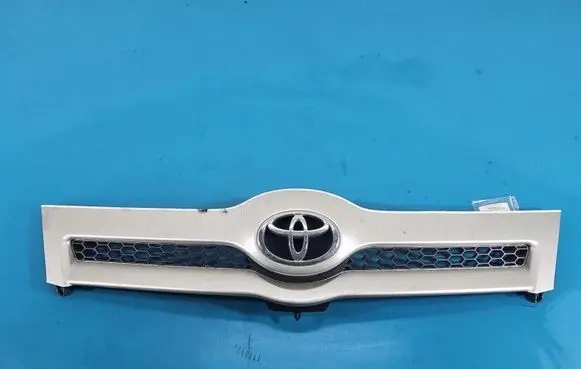 Toyota Corolla Verso E121 Front bumper upper radiator grill 53111-0F020 IMPRK1533915