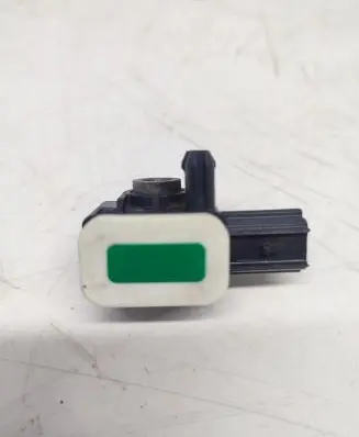Ford Focus Airbag deployment crash/impact sensor 8V4T14B006 110305401 BBM457K1X