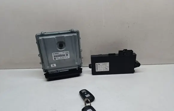 Engine ECU kit and lock set