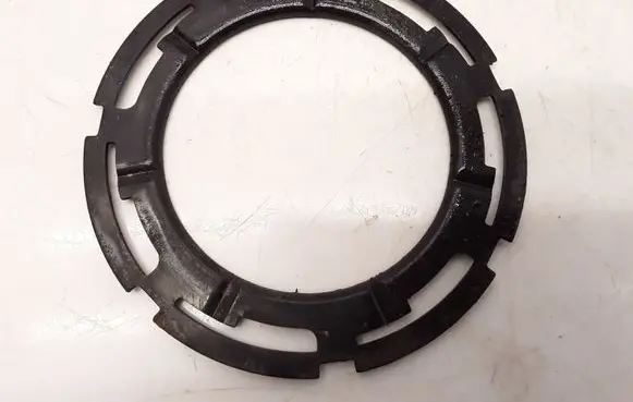 Opel Insignia A In tank fuel pump screw locking ring/nut 