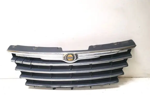 Chrysler Town & Country IV Front grill 04857804AB