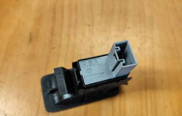 Volkswagen Caddy Electric window control switch 1F0959527