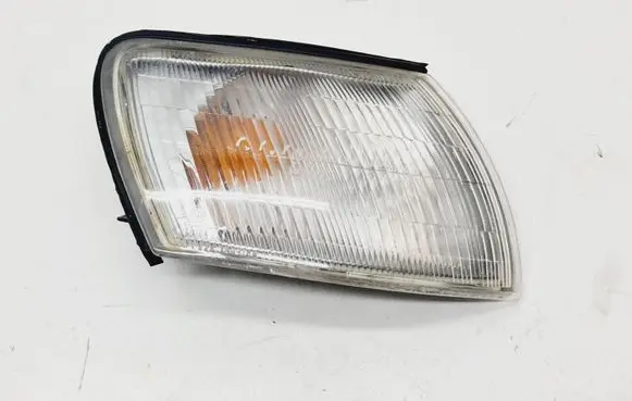 Toyota Carina T190 Front indicator light