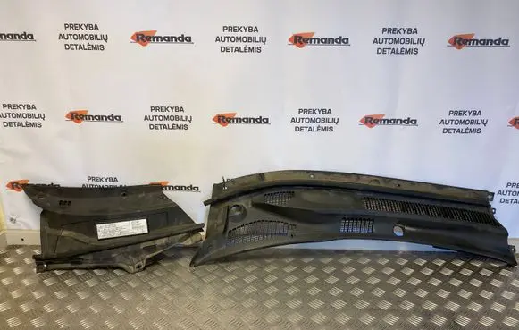 Toyota RAV 4 (XA20) Wiper trim 5570842110 5570842130 5578142040