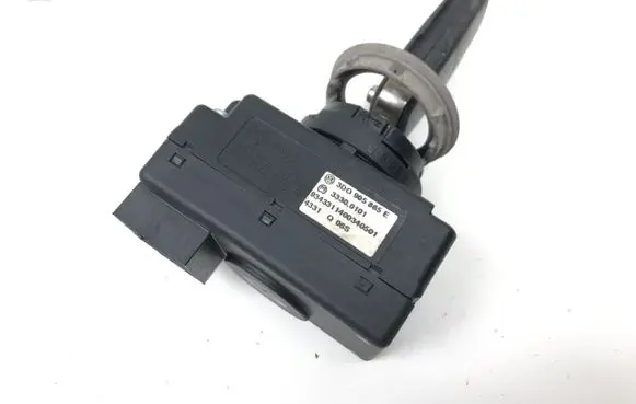 Audi A8 S8 D3 4E Ignition lock 3D0905865E