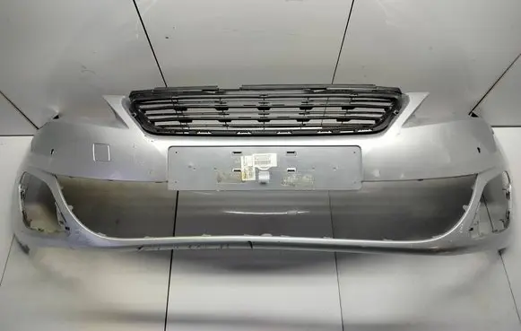 Peugeot 308 Front bumper 1610742480