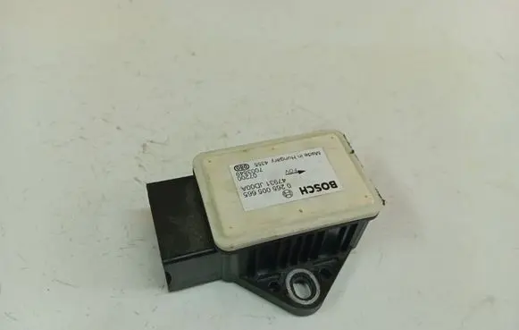 Nissan Qashqai ESP acceleration yaw rate sensor 0265005665