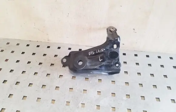 Honda CR-V Radiator mount bracket