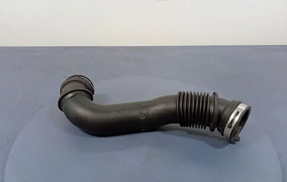 Ford Ecosport Air intake hose/pipe JN159C623AB