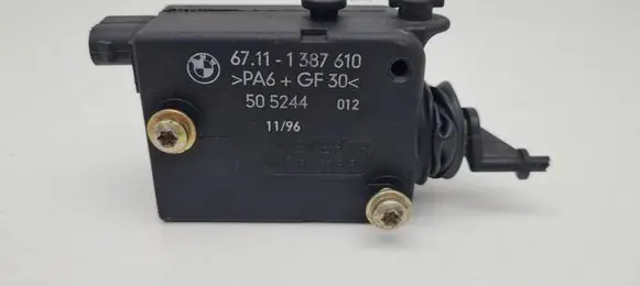 BMW 3 E36 Central locking motor 67111387610 505244