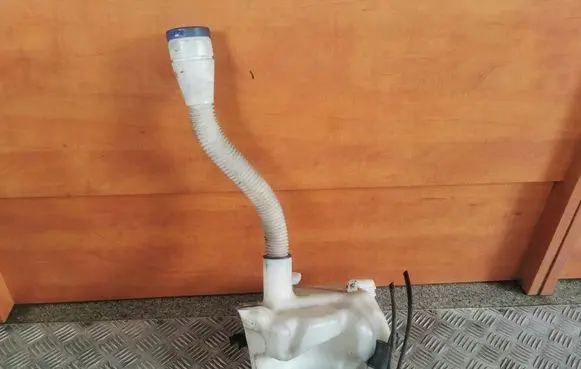 Citroen Berlingo Windshield washer fluid reservoir/tank 9671568380