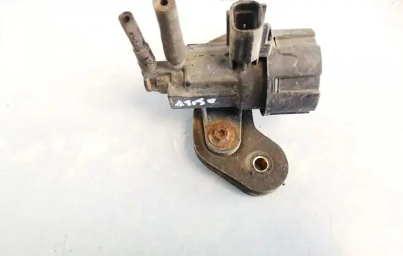 Honda Accord Turbo solenoid valve waw100010